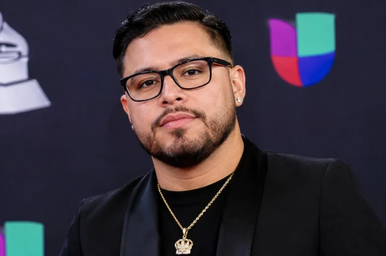 Savani Quintanilla: Biography, Age, Family, Career, and Life savani quintanilla